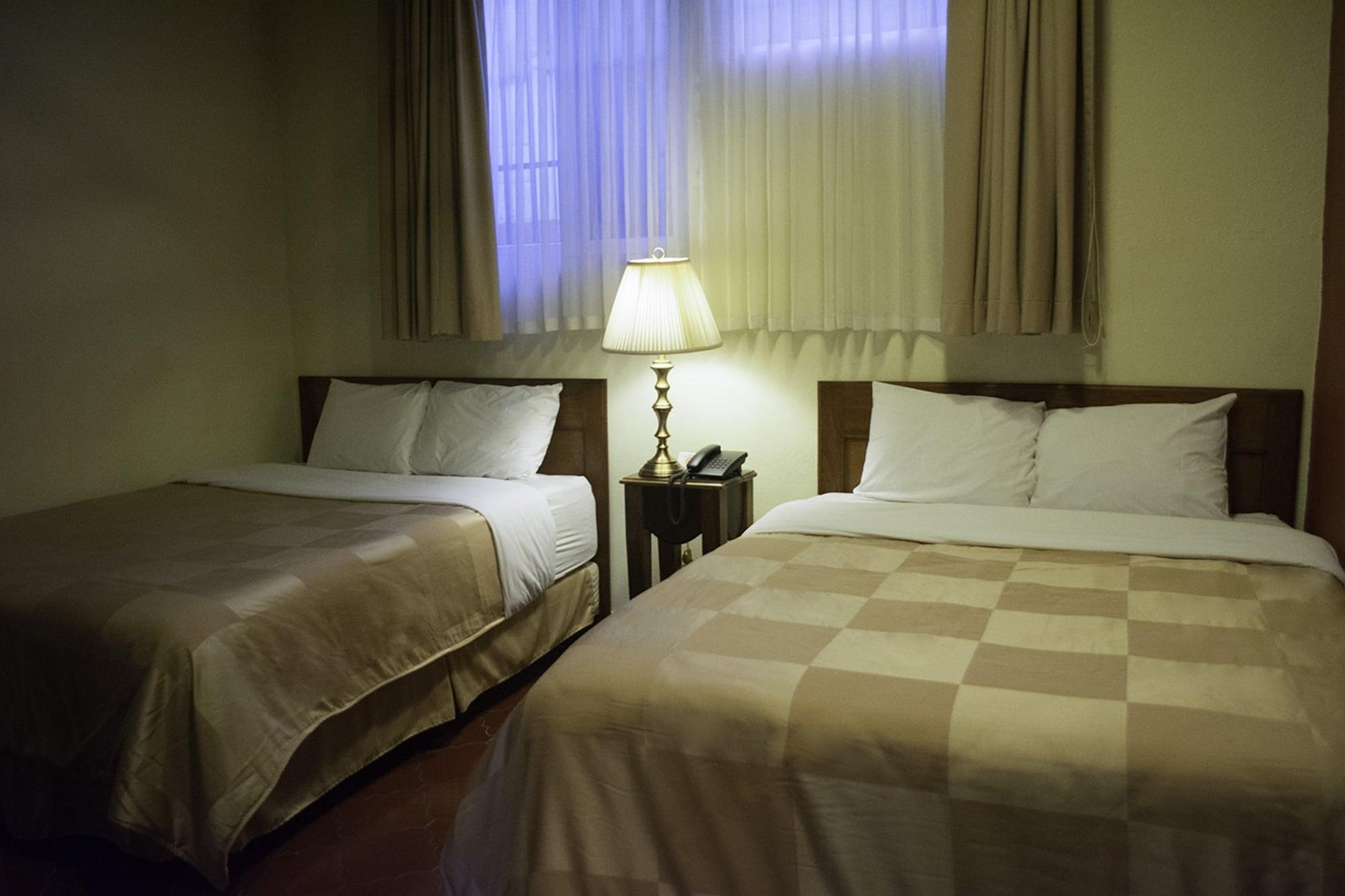 Hotel Del Patio Флорес Екстериор снимка