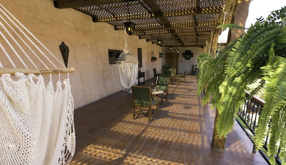 Hotel Del Patio Флорес Екстериор снимка
