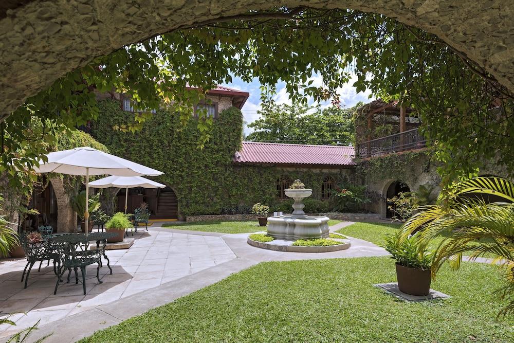 Hotel Del Patio Флорес Екстериор снимка