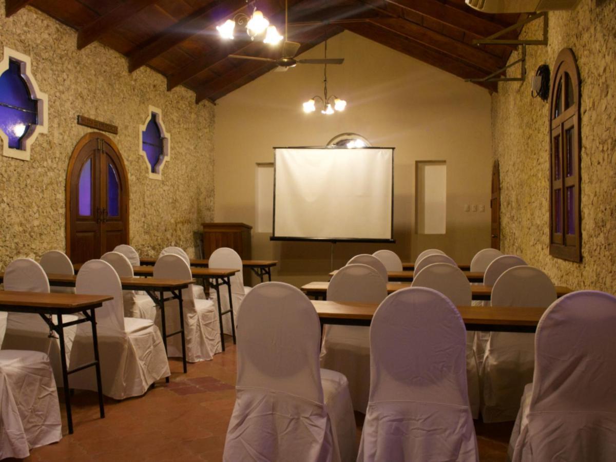 Hotel Del Patio Флорес Екстериор снимка
