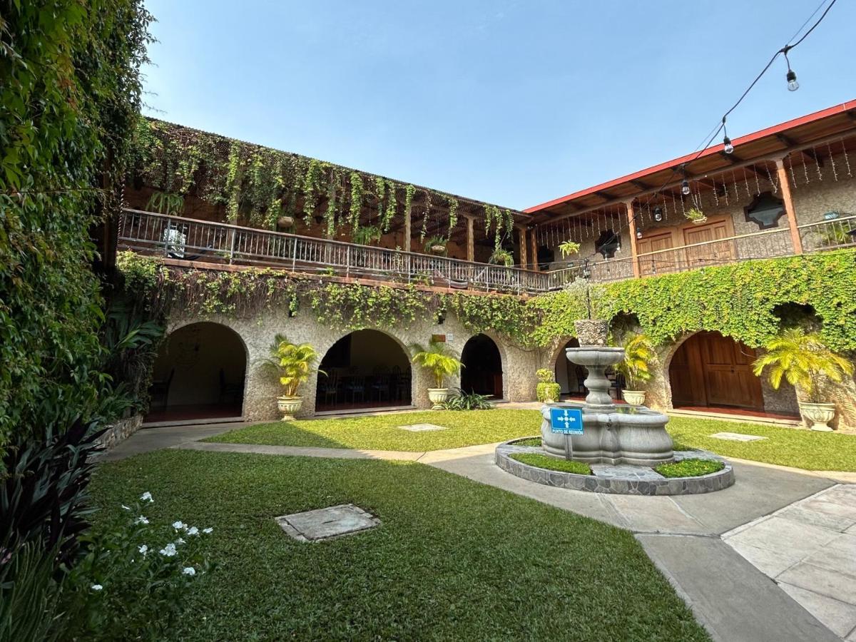 Hotel Del Patio Флорес Екстериор снимка