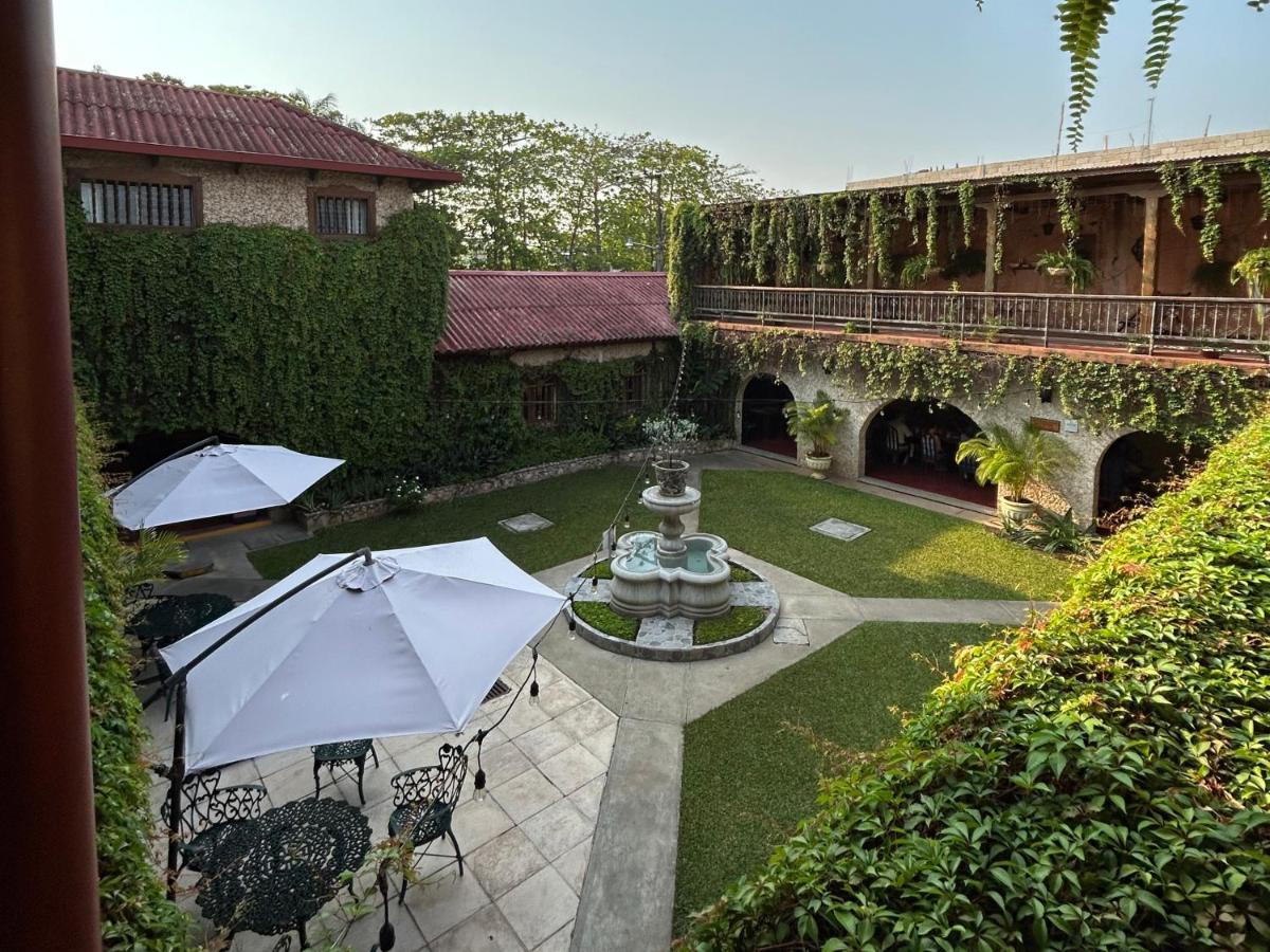 Hotel Del Patio Флорес Екстериор снимка