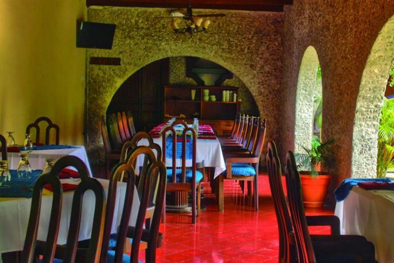 Hotel Del Patio Флорес Екстериор снимка