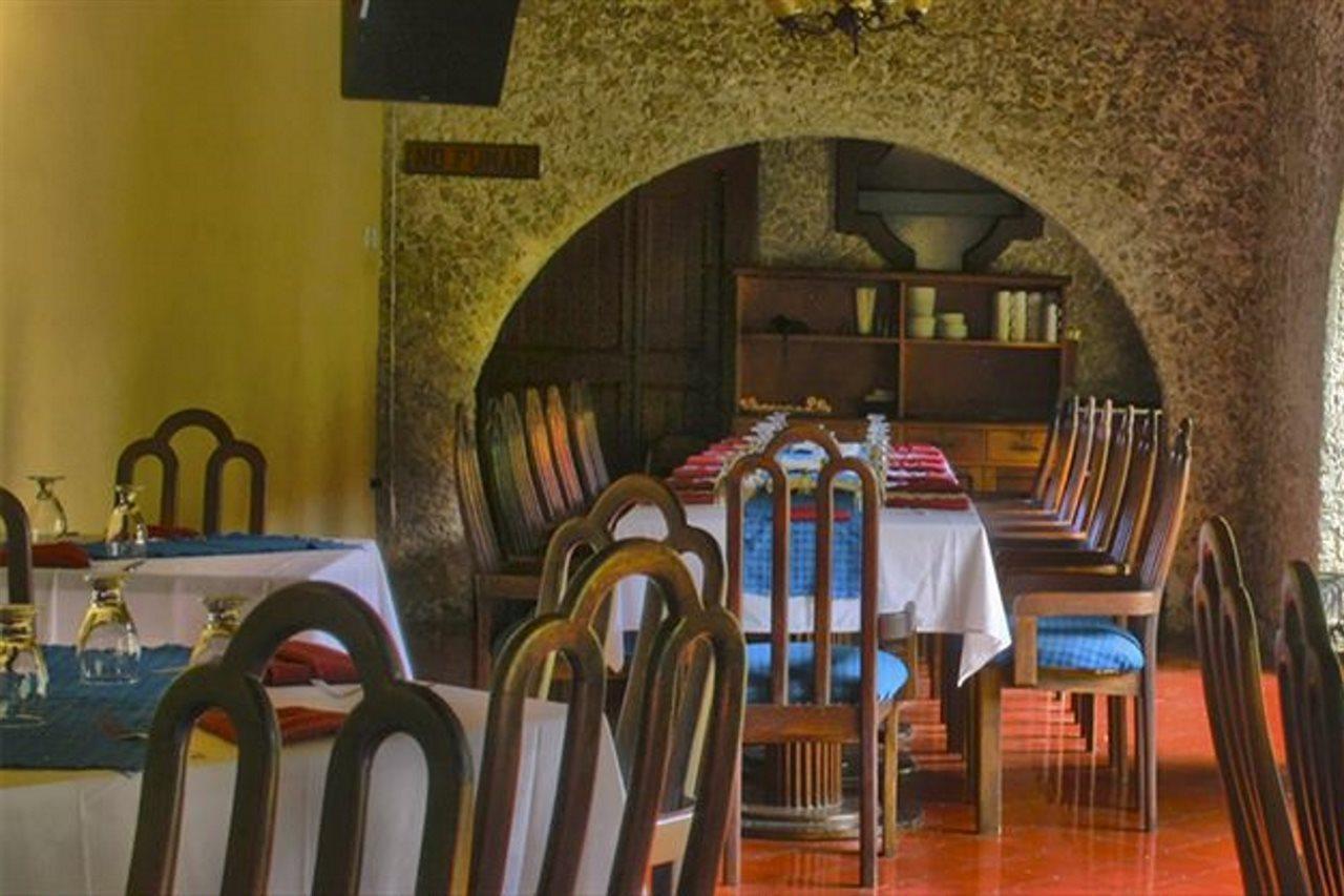 Hotel Del Patio Флорес Екстериор снимка