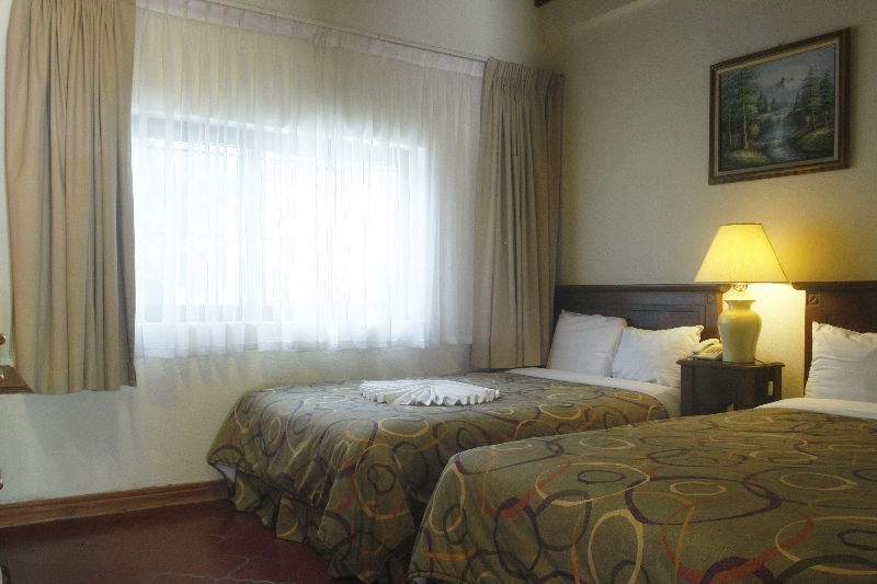 Hotel Del Patio Флорес Екстериор снимка